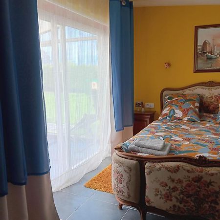 Chez Vladimir Hotel Criquebeuf-en-Caux Eksteriør billede